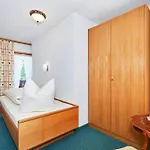 Lengg Gasthuis 3*