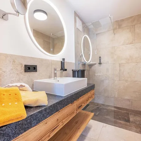 Lengg Apartment *